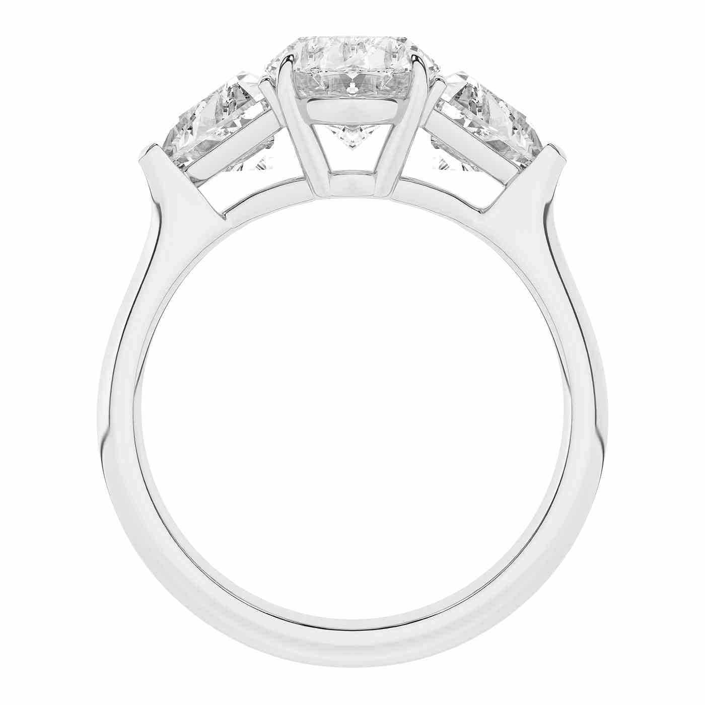 Radiara Ring | Oval Cut