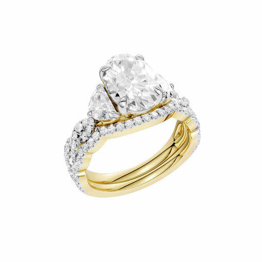Radiévo Ring | Half Moon Cut