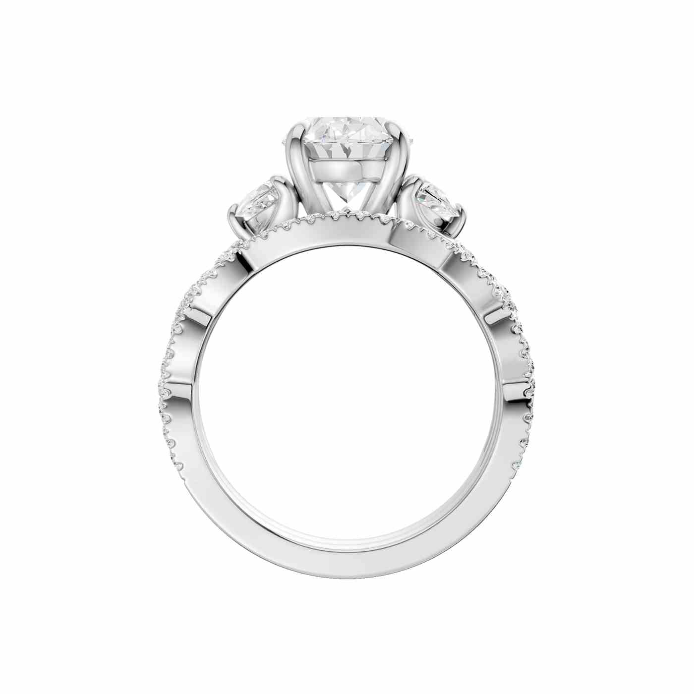 Radiévo Ring | Half Moon Cut