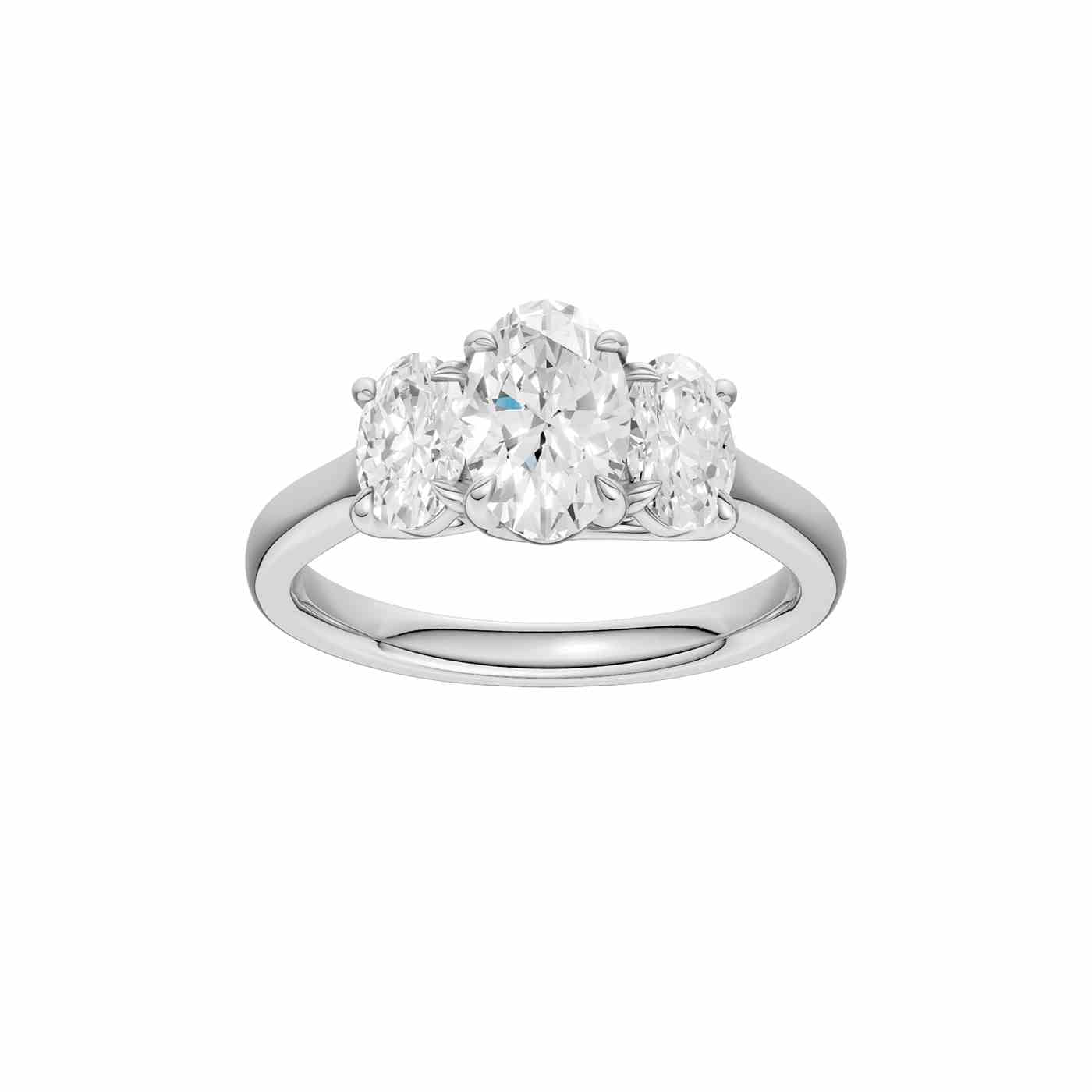 Luxeira Ring | Oval Cut