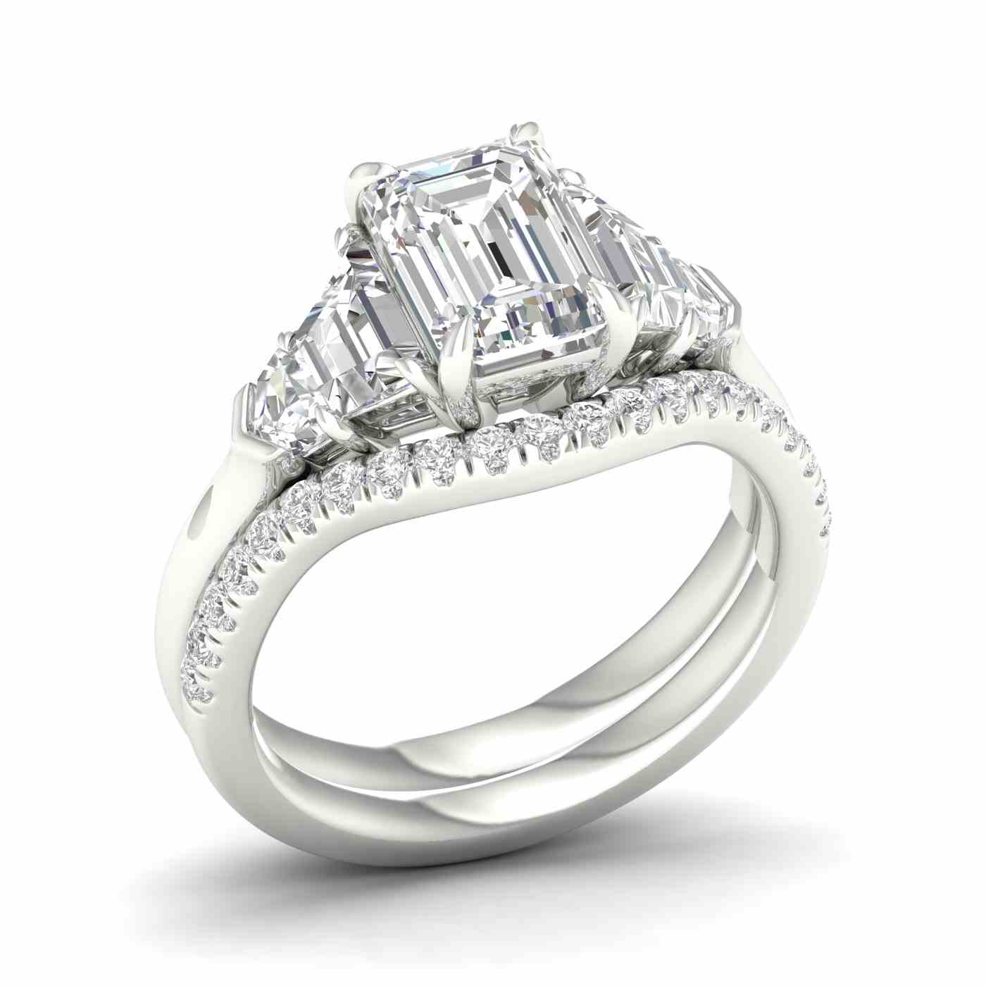 Radiévo Ring | Emerald Cut