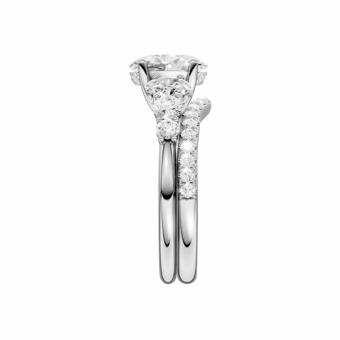 Radiévo Ring | Oval Cut