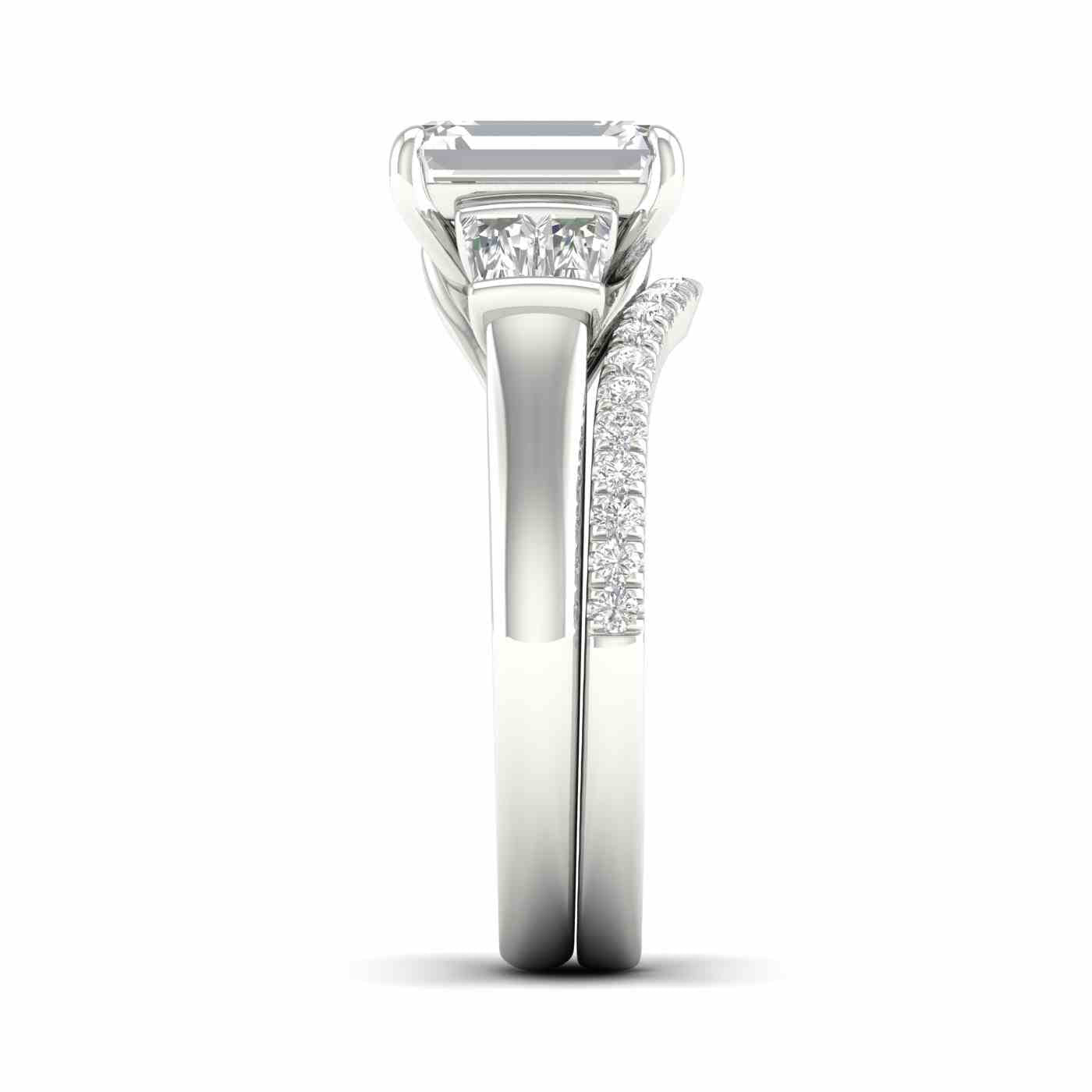 Ravissante Ring | Emerald Cut