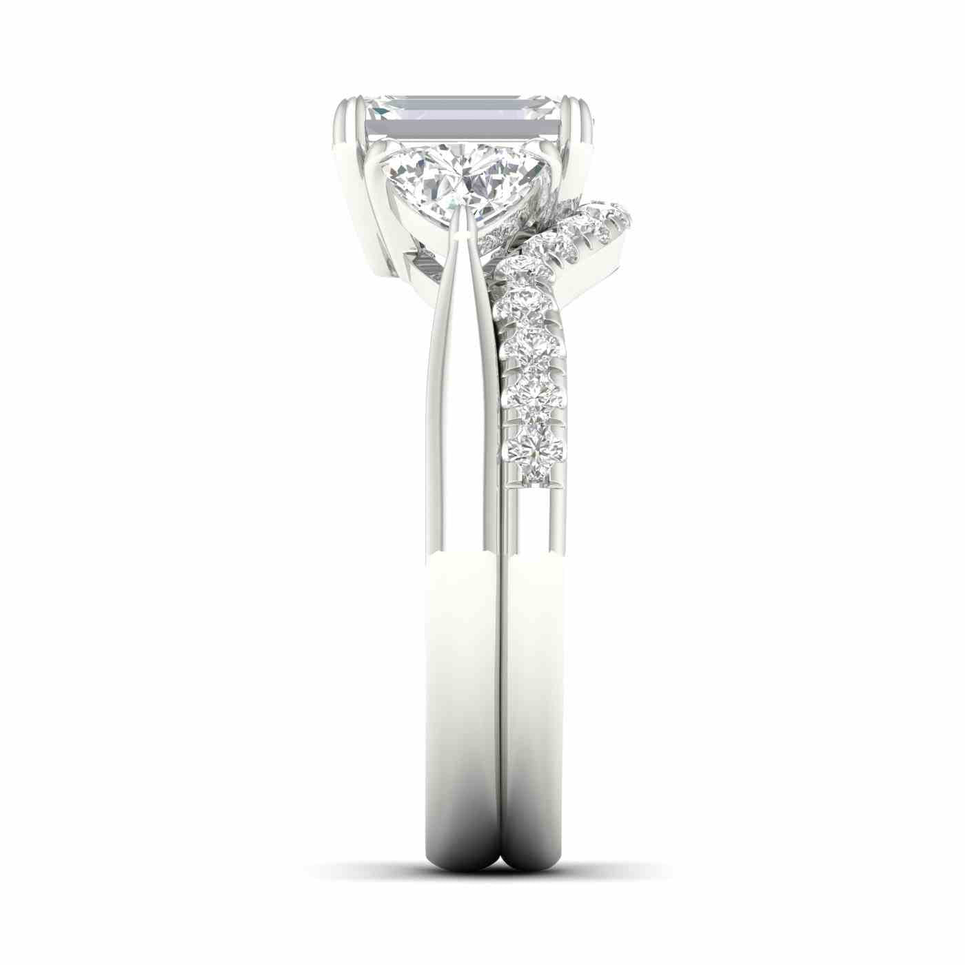 Radiance Ring | Emerald Cut