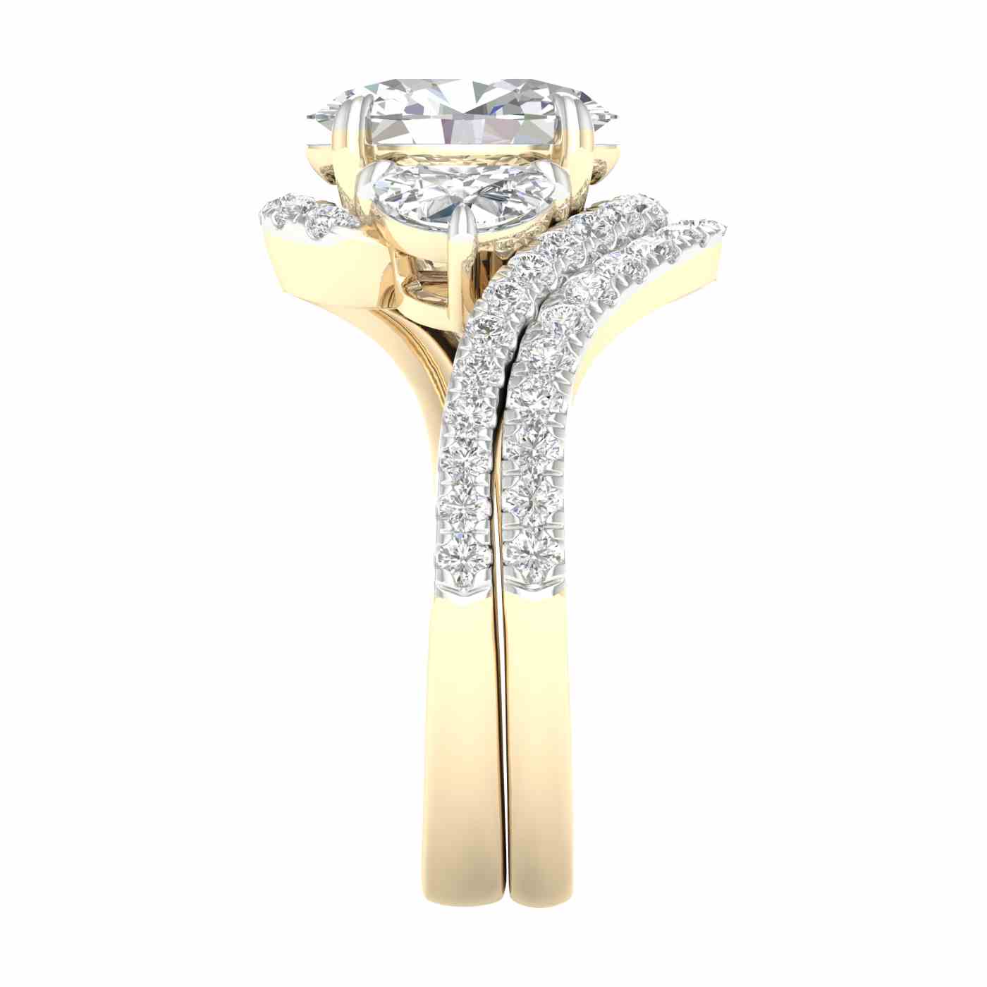 Radiévo Ring | Half Moon Cut