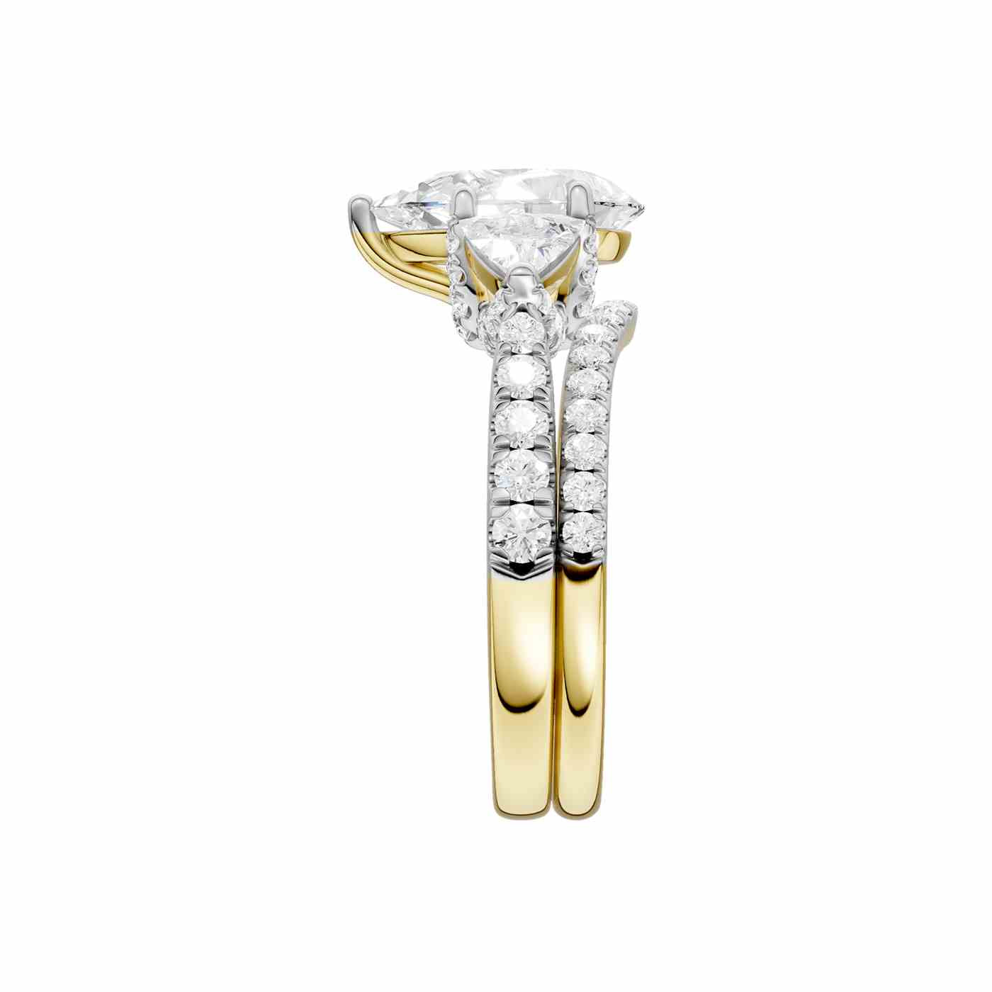 Radiévo Ring | Pear Cut
