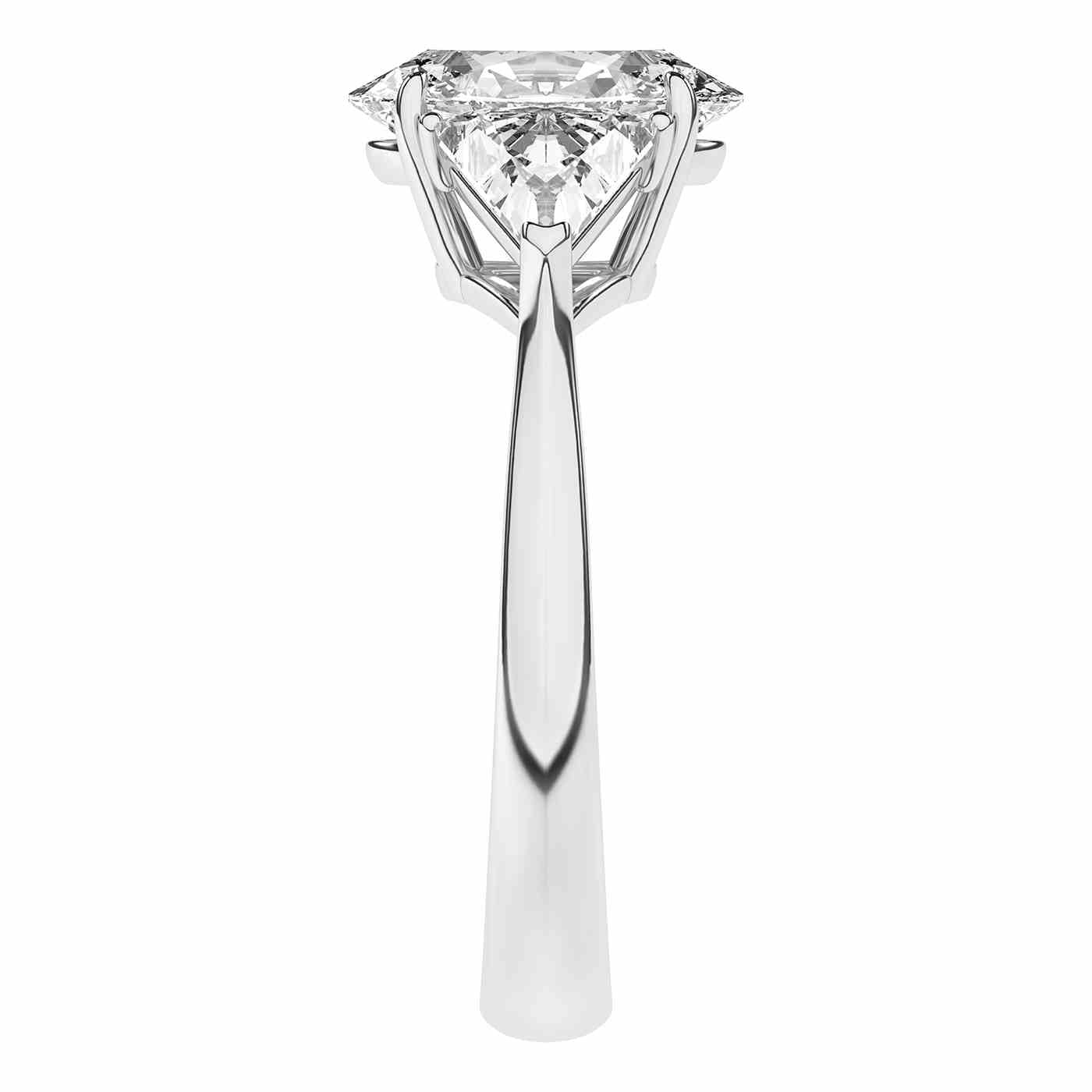 Radiara Ring | Oval Cut