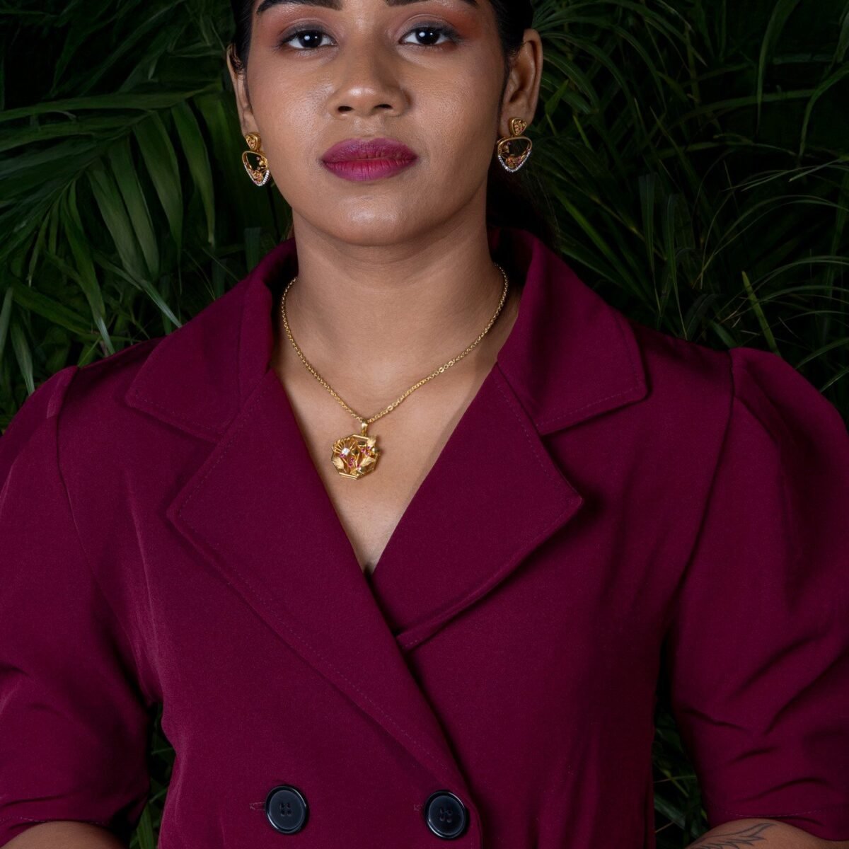 Ruvari Gulika Hex Pendant – Nature-Inspired  Gold Pendant with Ruby & Diamond Accents