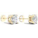Ruvari Samaira Glow – Oval-Cut Diamond Studs with a Captivating Sparkle.