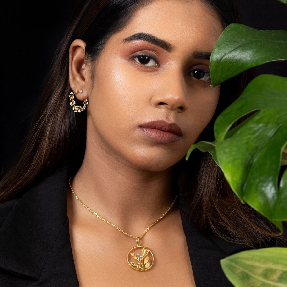 Ruvari Vanya Earrings – A Timeless Tribute to Nature’s Elegance
